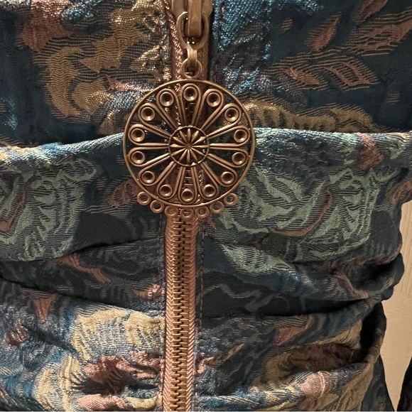 bebe Jacket - Picture 2 of 9